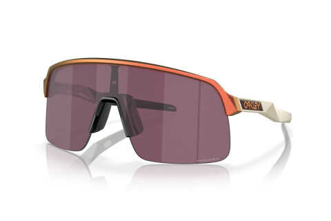 Солнцезащитные очки Oakley Sutro Lite OO 9463 (946358)